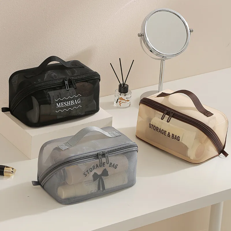 Cosmetic Bags - กระเป๋าเครื่องสำอางความจุขนาดใหญ่ ตาข่ายระบายอากาศ พกพาสะดวก จัดเก็บง่าย สไตล์เรียบง่าย วัสดุผ้าทนทาน