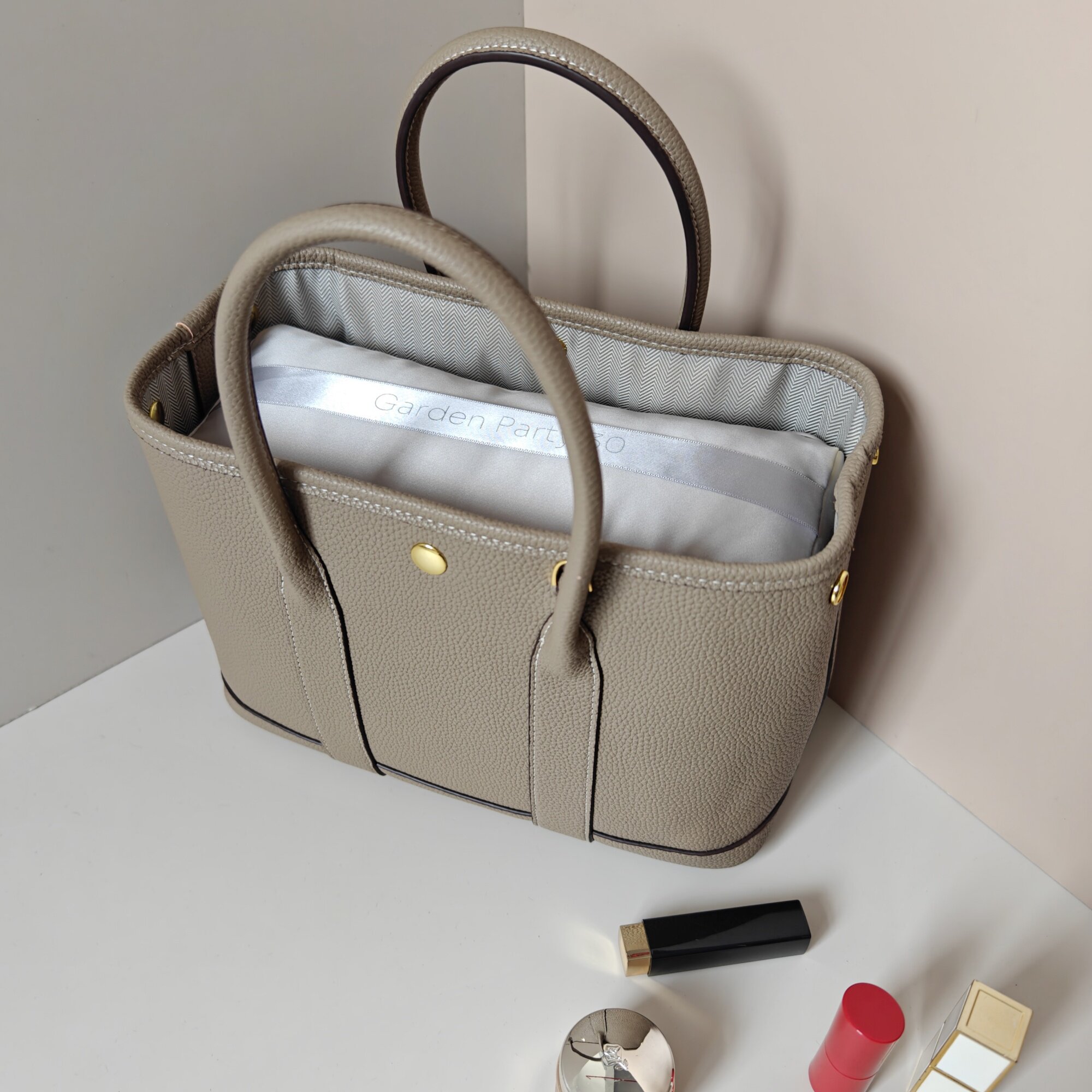 เหมาะสำหรับ H Garden Party 30  - Handbags บทวิจารณ์และราคา